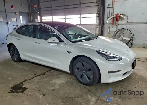 2020 Tesla Model 3 z USA, uszkodzony, nr VIN 5YJ3E1EBXLF711631